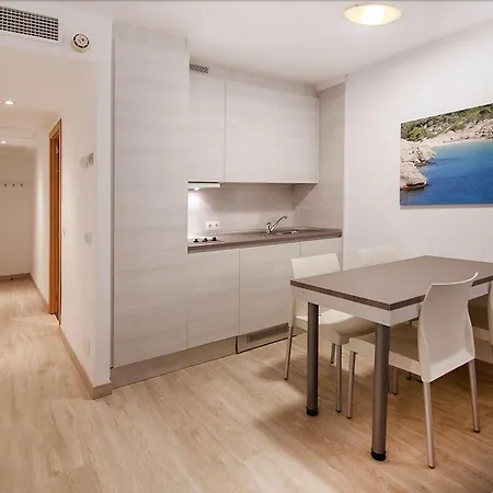 Apartamentos Sol Y Vera-2